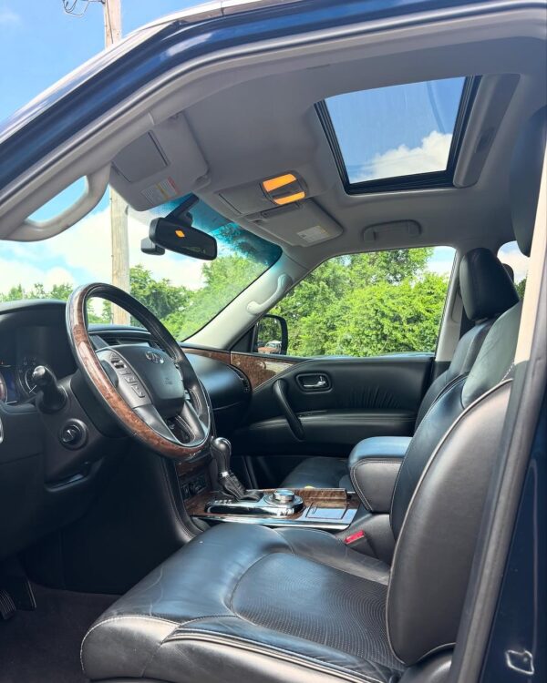 2017 infiniti qx80