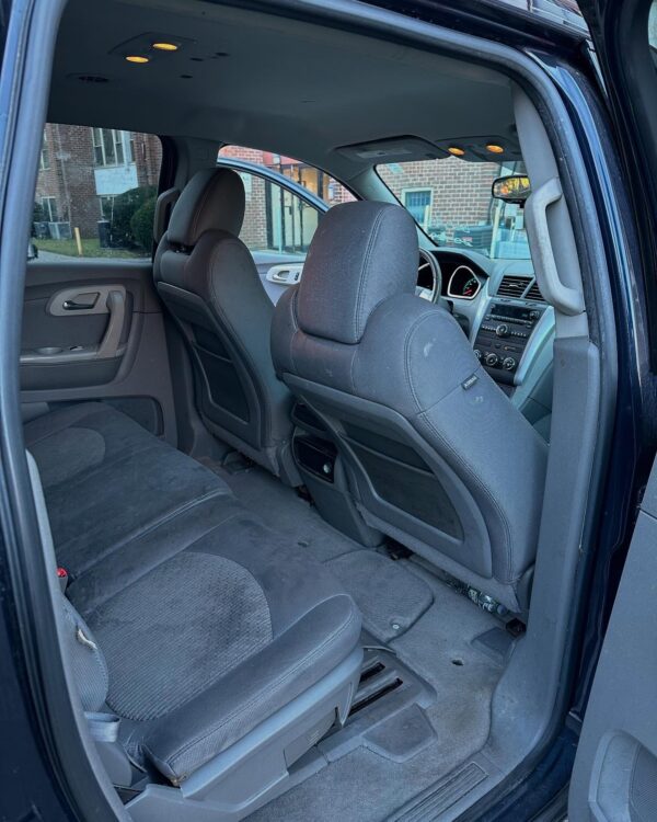 2012 chevy traverse ls