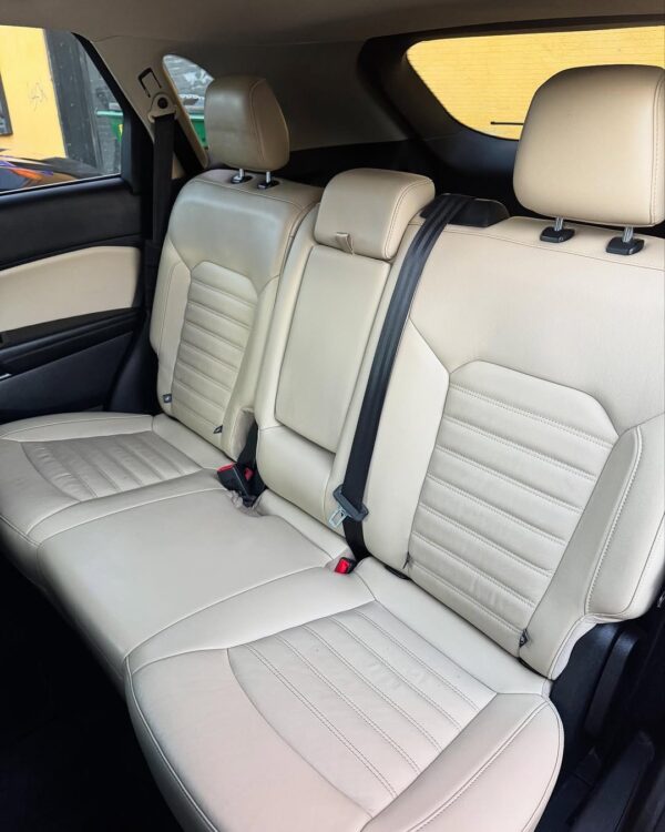 2016 ford edge