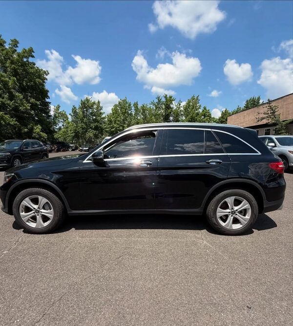 2018 mercedes glc 300