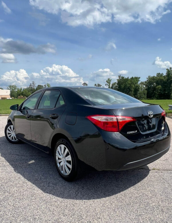 2017 toyota corolla