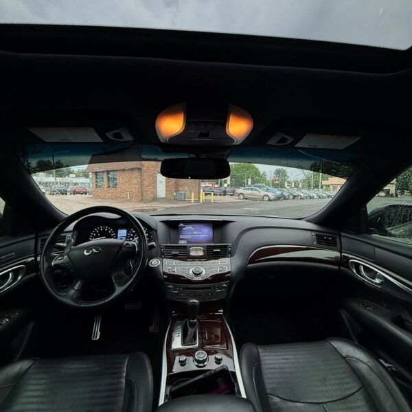 2019 infiniti q70