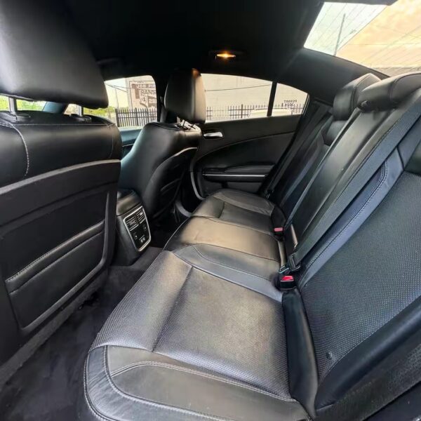 2017 dodge charger rallye
