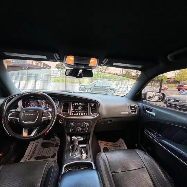 2017 dodge charger rallye