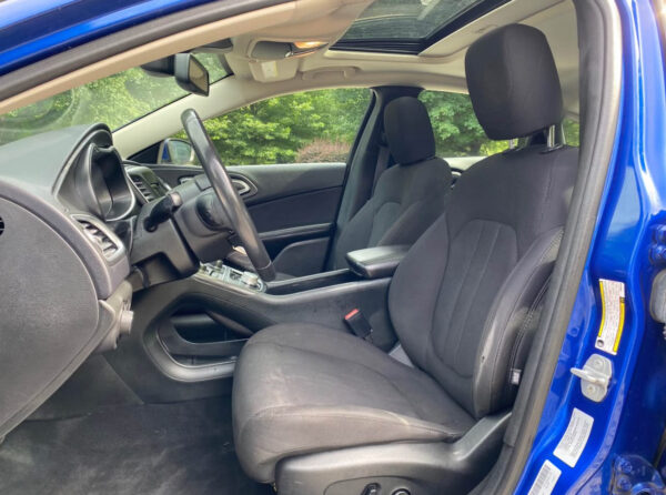 2015 chrysler 200