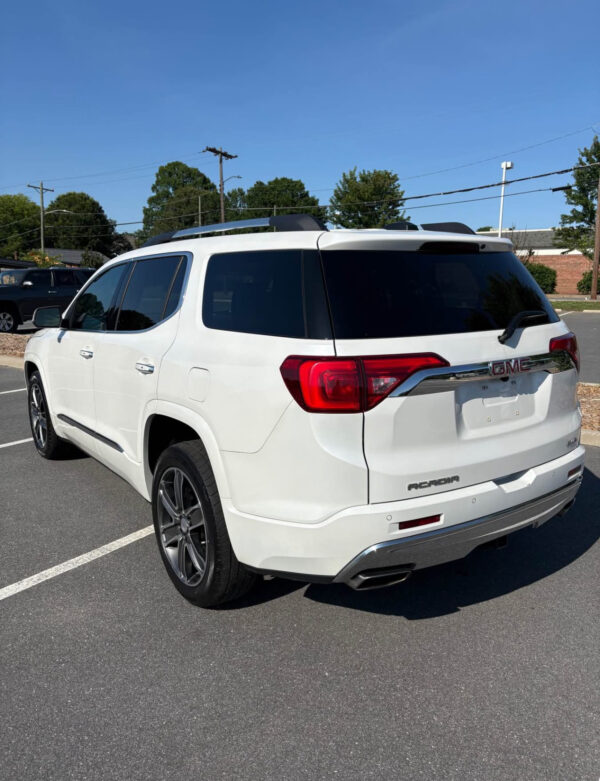 2017 gmc acadia denali