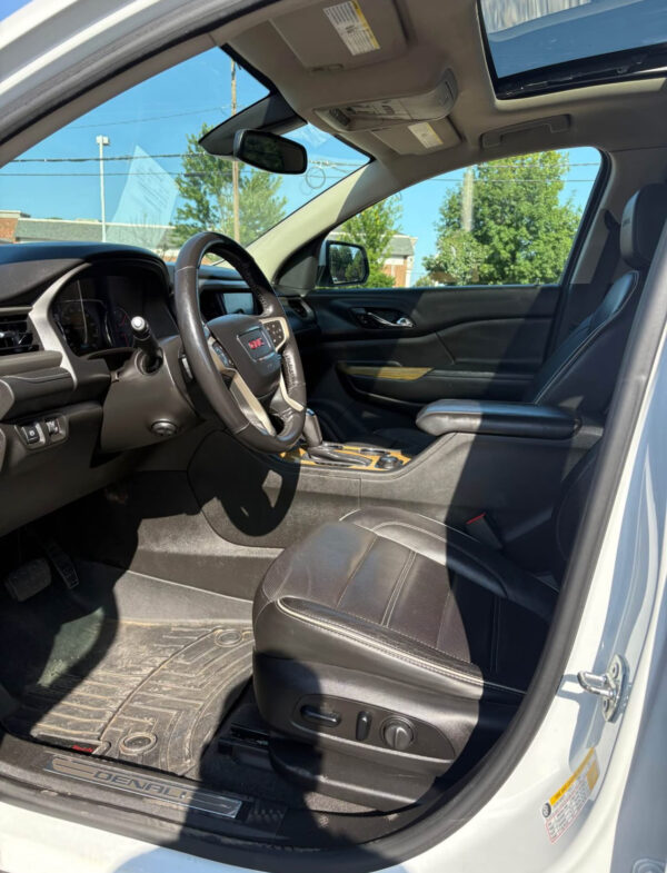 2017 gmc acadia denali