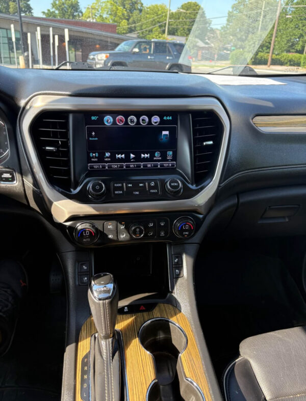 2017 gmc acadia denali